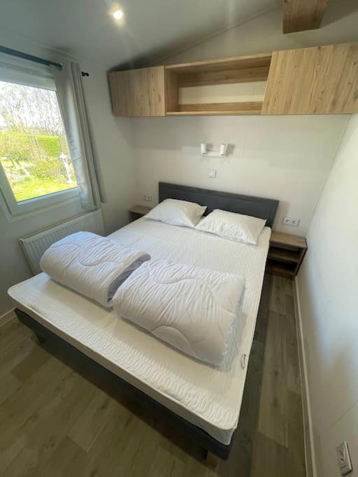 Cozy Chalet At The Beach In Petten, Netherlands Exteriör bild